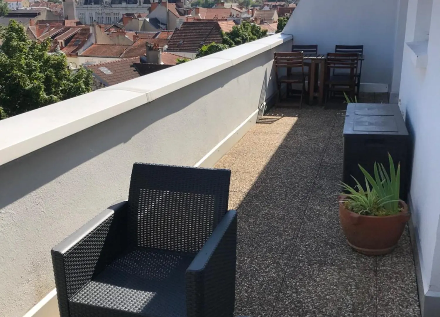 Appartement Avec Vue Panoramique contacts